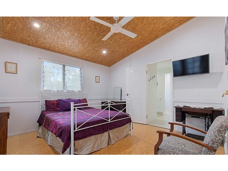 66 PACIFIC HAVEN CIRCUIT, Pacific Haven QLD 4659