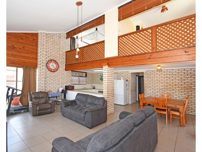 58 RIVERVIEW DRIVE, Burrum Heads QLD 4659