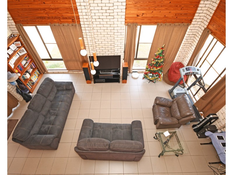 58 RIVERVIEW DRIVE, Burrum Heads QLD 4659