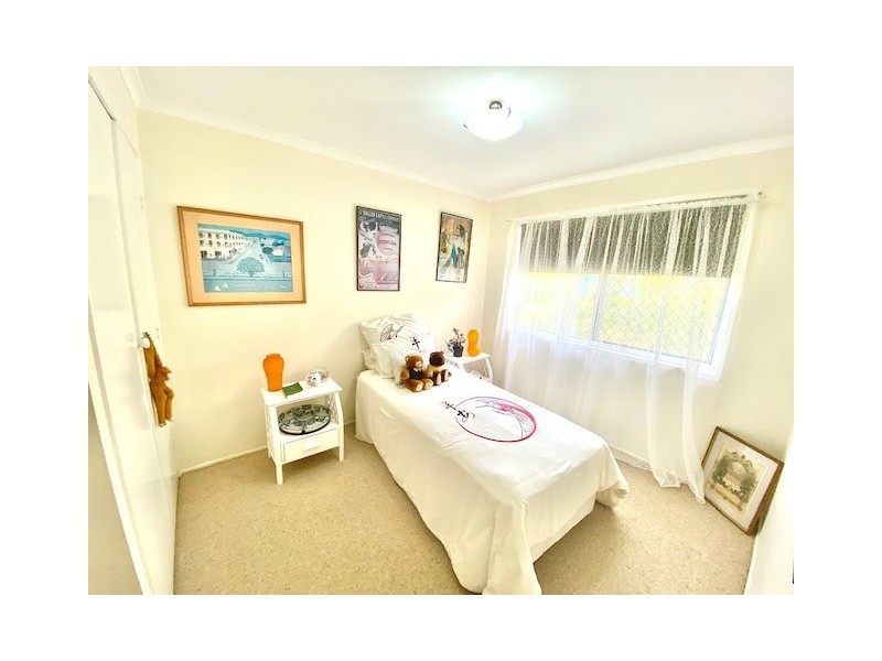 4 Jacqueline Drive, Pacific Haven QLD 4659