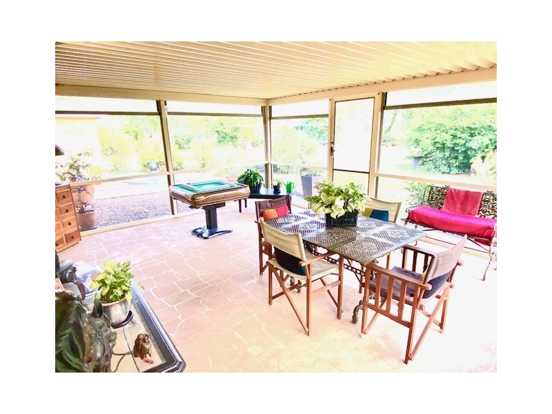 4 Jacqueline Drive, Pacific Haven QLD 4659