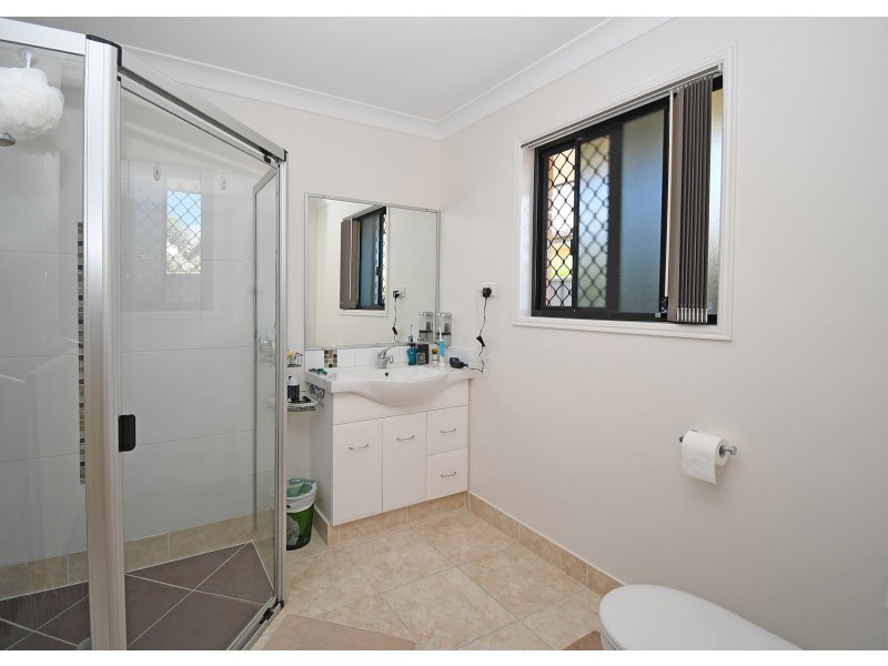 63 Beach Drive, Burrum Heads QLD 4659