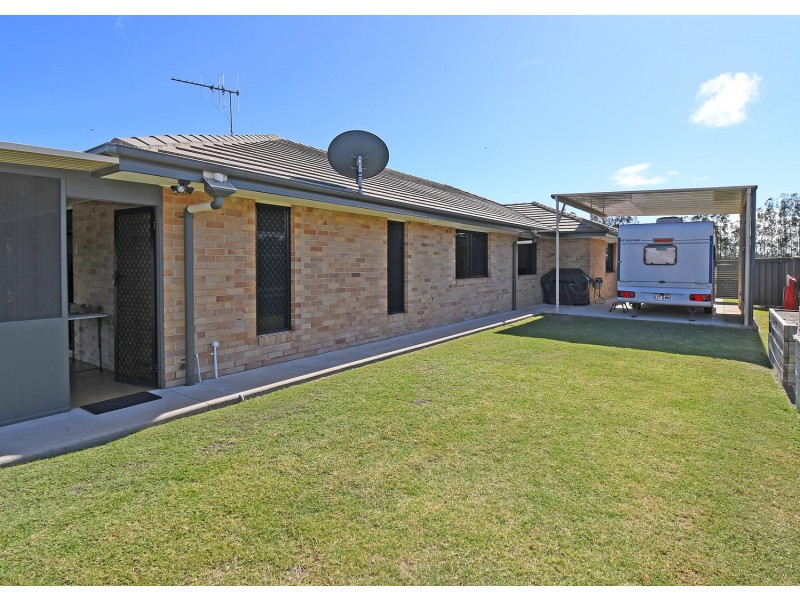 63 Beach Drive, Burrum Heads QLD 4659
