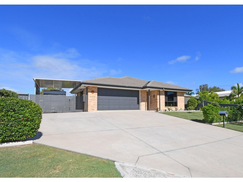 63 Beach Drive, Burrum Heads QLD 4659