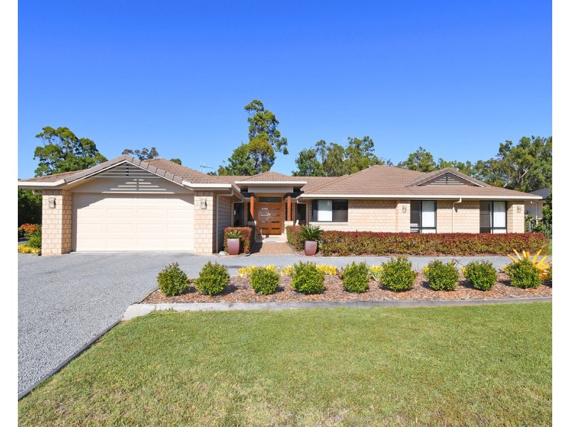 12 Elboz Court, Burrum Heads QLD 4659