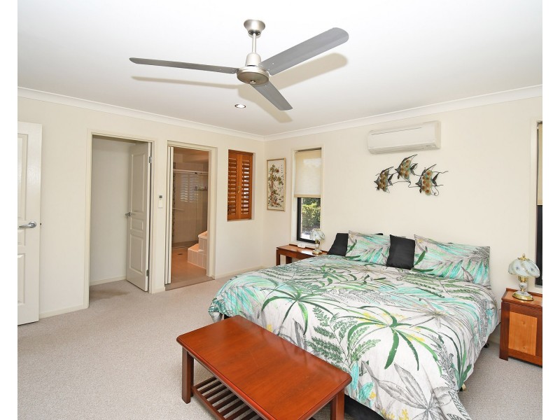 12 Elboz Court, Burrum Heads QLD 4659