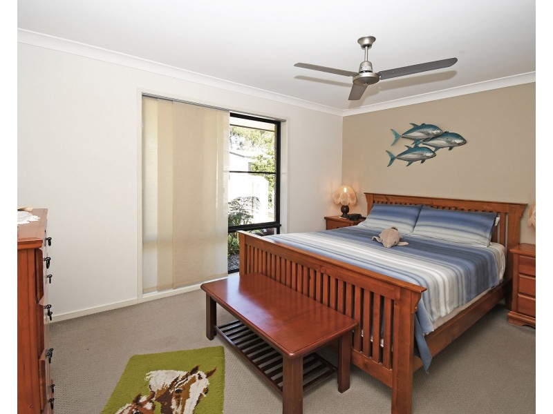 12 Elboz Court, Burrum Heads QLD 4659