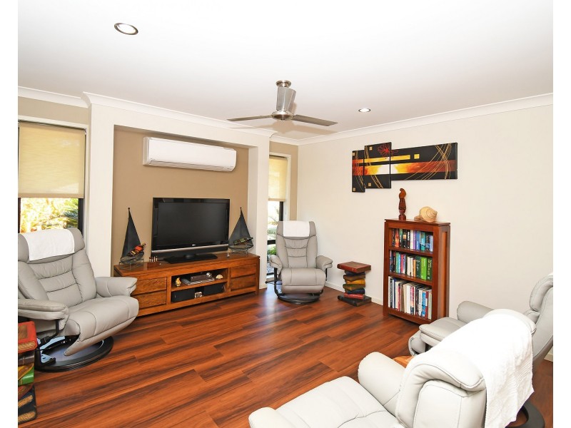 12 Elboz Court, Burrum Heads QLD 4659