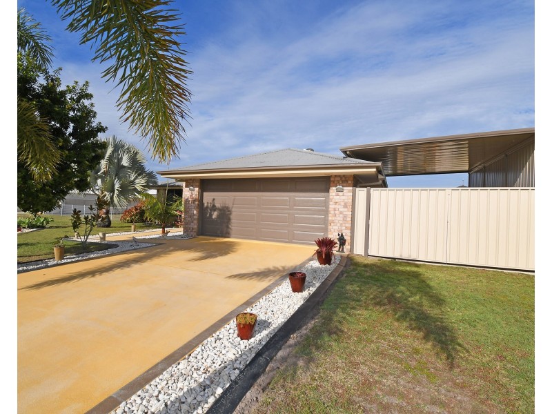 26 Tulipwood Dr, Burrum Heads QLD 4659