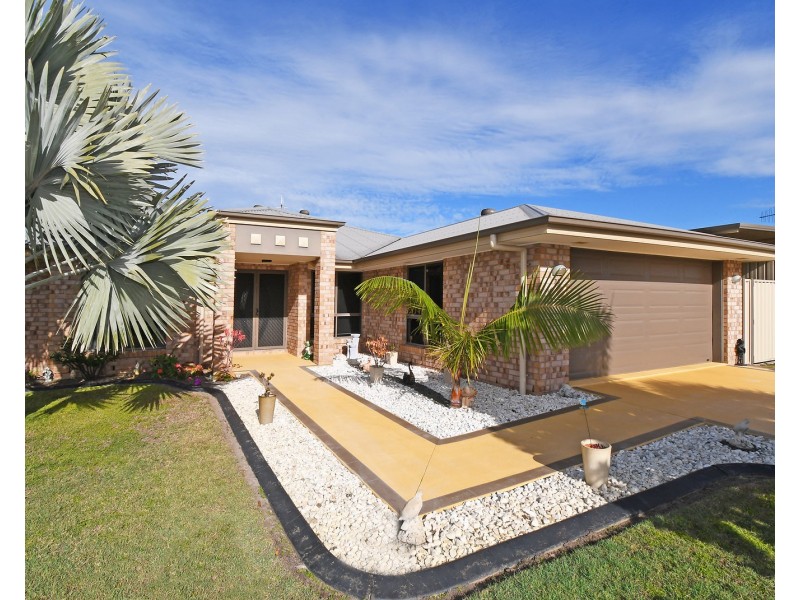 26 Tulipwood Dr, Burrum Heads QLD 4659