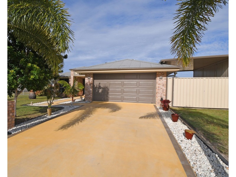26 Tulipwood Dr, Burrum Heads QLD 4659