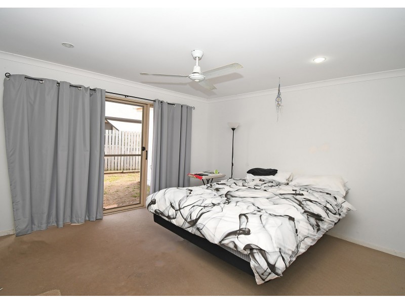 8 Beach Walk Crt, Toogoom QLD 4655