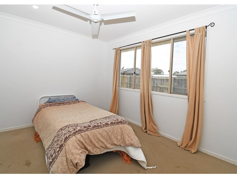 8 Beach Walk Crt, Toogoom QLD 4655