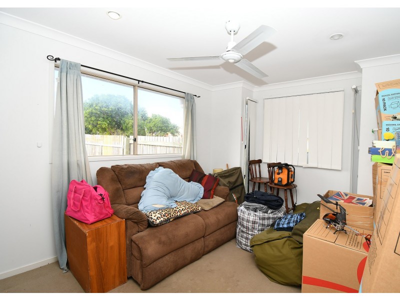 8 Beach Walk Crt, Toogoom QLD 4655