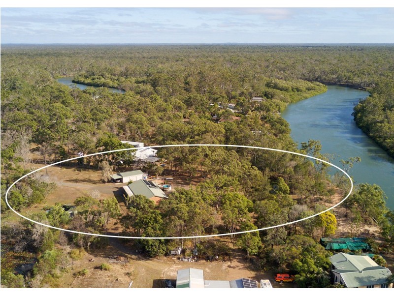 9 Island Close, Pacific Haven QLD 4659