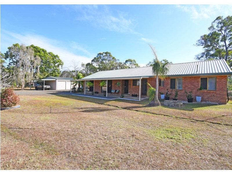 9 Island Close, Pacific Haven QLD 4659