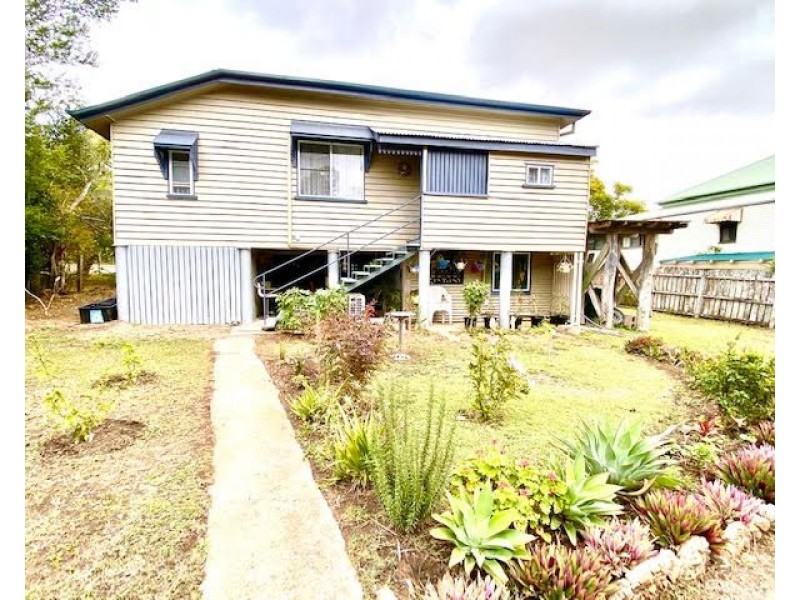 5 ALFRED STREET, Biggenden QLD 4621