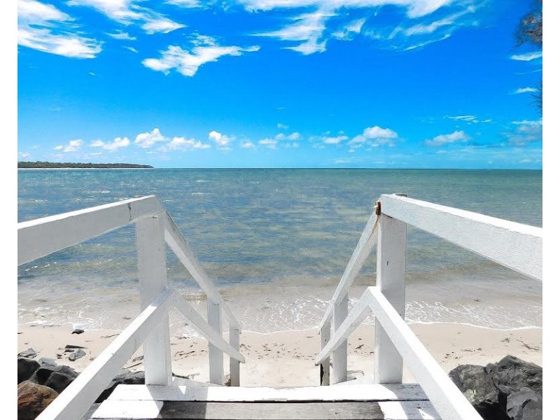 5 BENTWOOD STREET, Burrum Heads QLD 4659