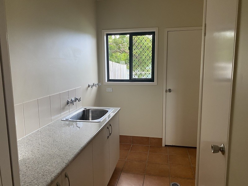 2/40 Howard Street, Burrum Heads QLD 4659