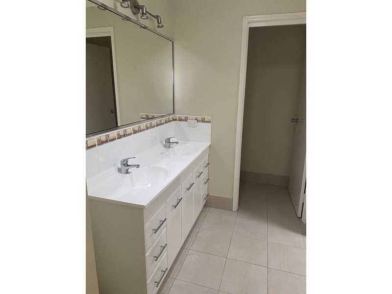 2/40 Howard Street, Burrum Heads QLD 4659