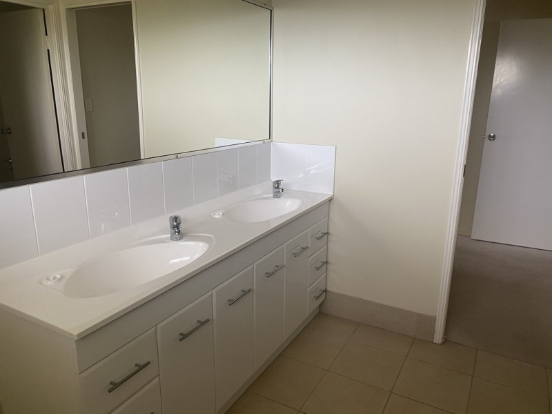 2/40 Howard Street, Burrum Heads QLD 4659