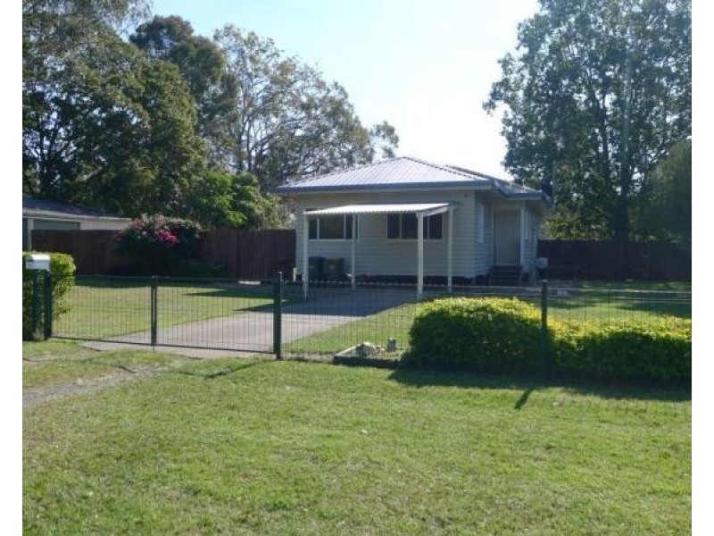 21 EAST STREET, Howard QLD 4659