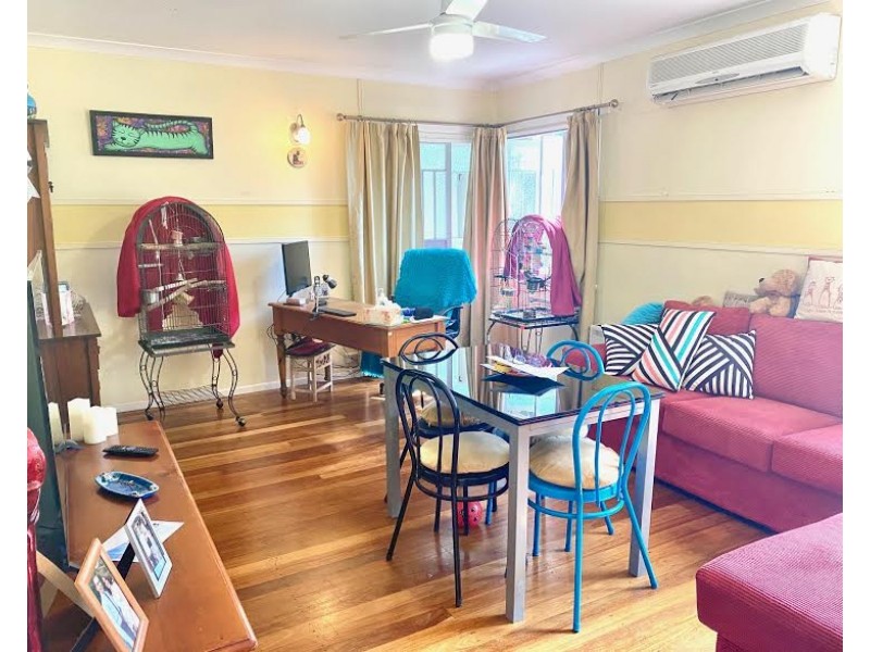 21 EAST STREET, Howard QLD 4659