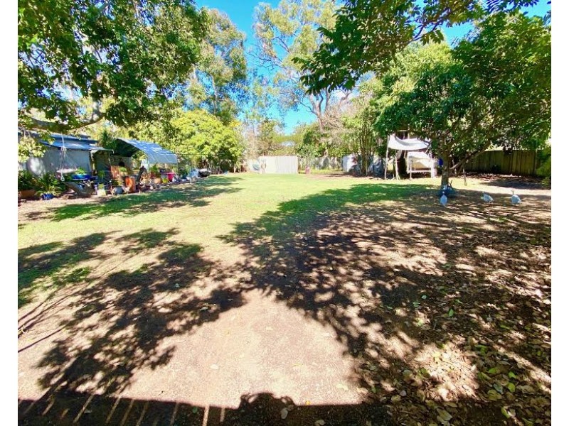 21 EAST STREET, Howard QLD 4659