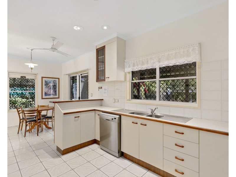 119 BURRUM STREET, Burrum Heads QLD 4659