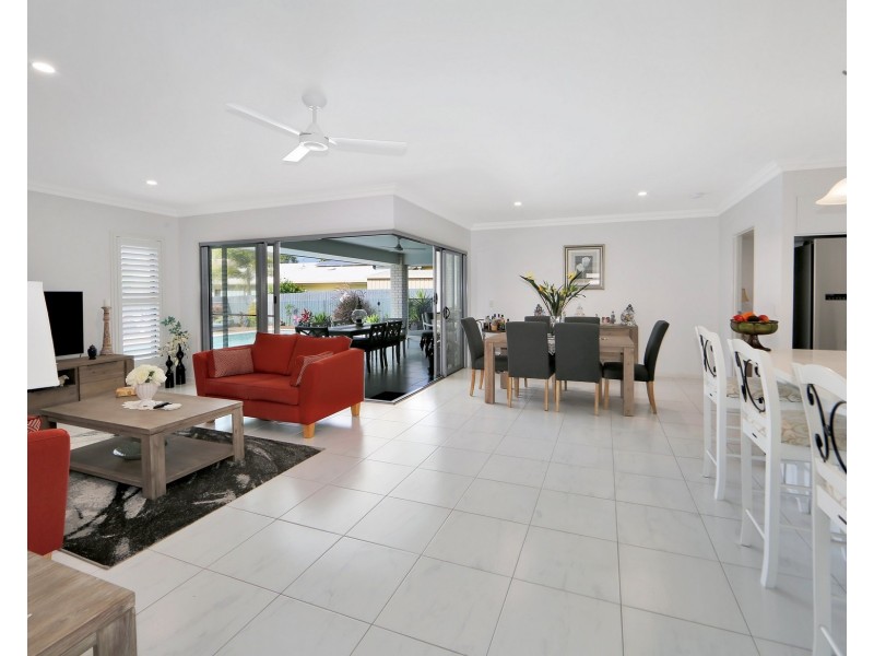 31 HONEY MYRTLE CLOSE, Burrum Heads QLD 4659