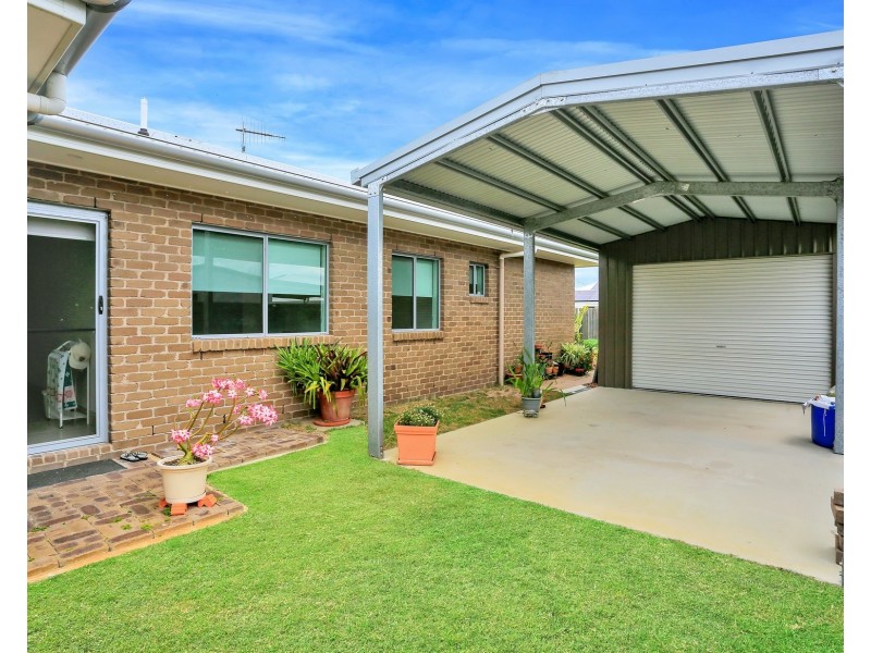 34 TULIPWOOD DRIVE, Burrum Heads QLD 4659
