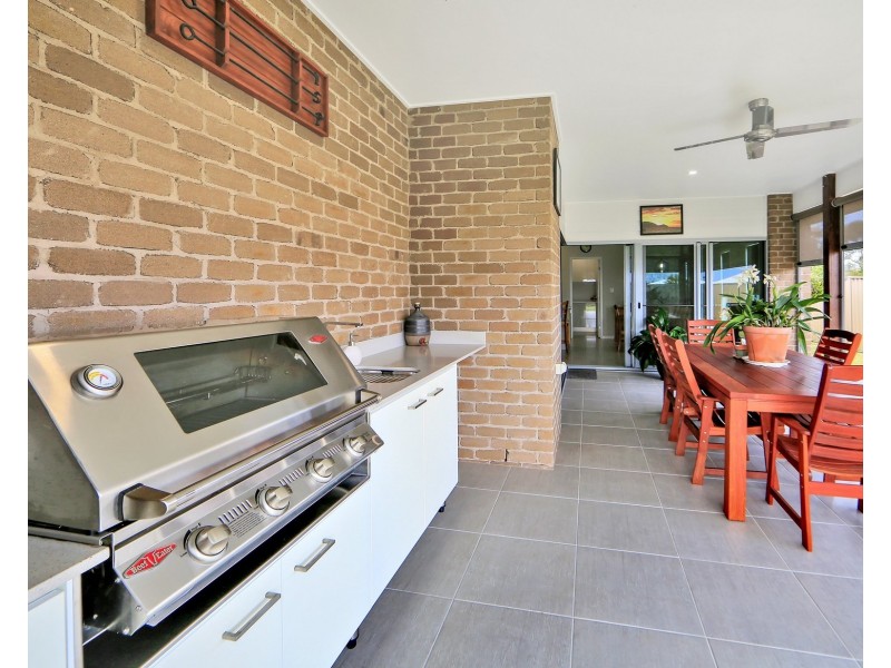 34 TULIPWOOD DRIVE, Burrum Heads QLD 4659