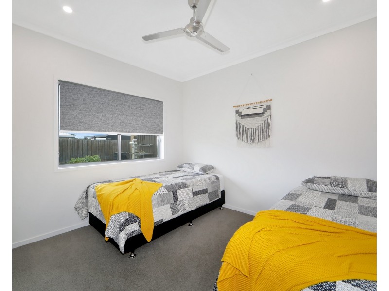 34 TULIPWOOD DRIVE, Burrum Heads QLD 4659