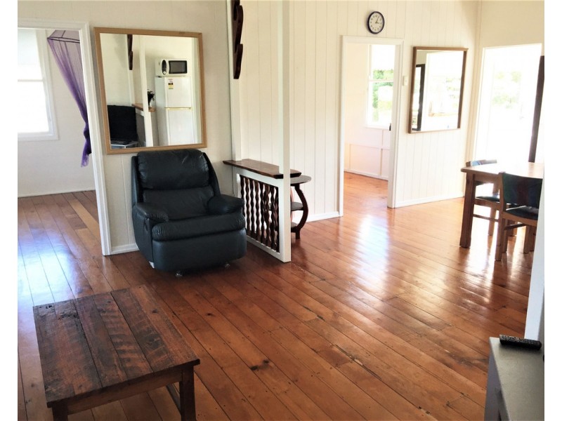 70 THOMAS STREET, Howard QLD 4659