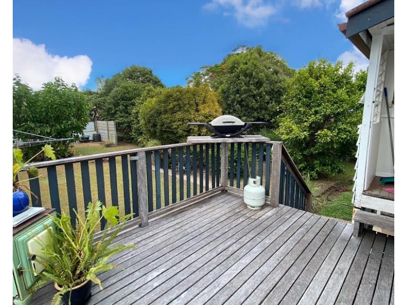 70 THOMAS STREET, Howard QLD 4659