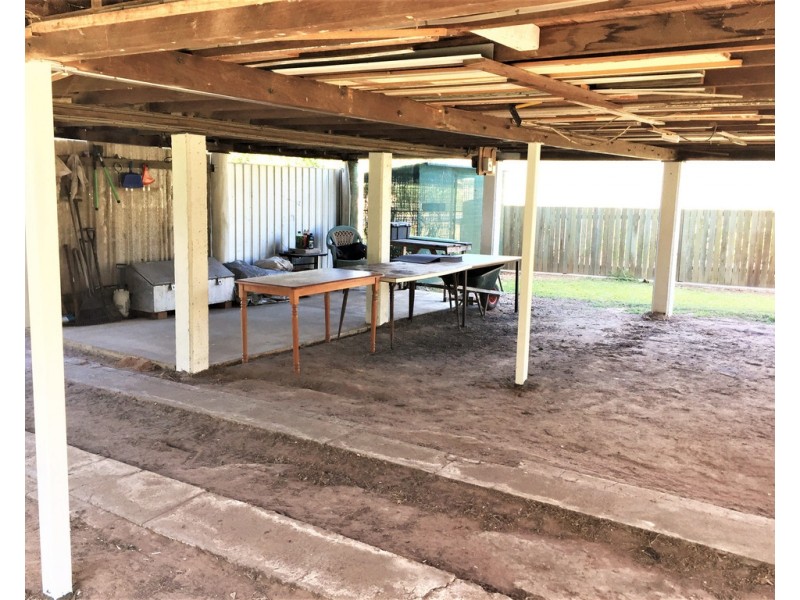 70 THOMAS STREET, Howard QLD 4659