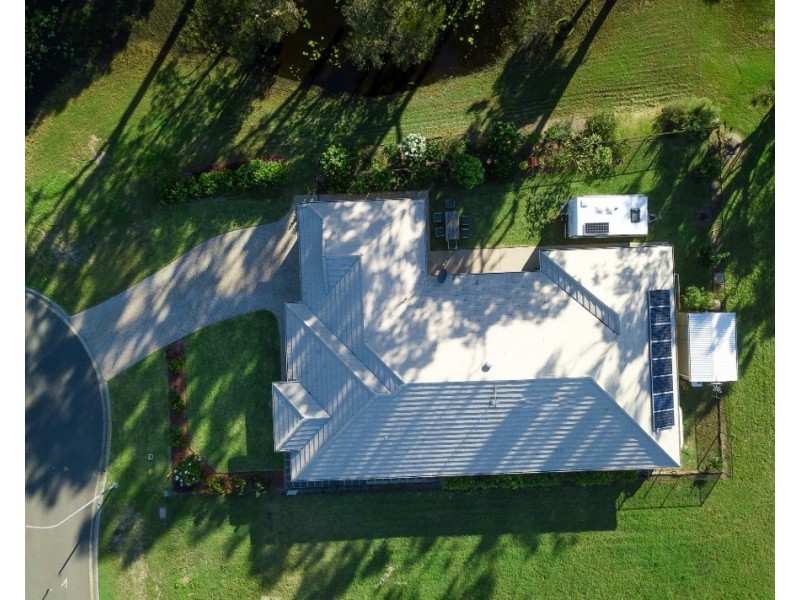 17 MAJESTIC COURT, Burrum Heads QLD 4659