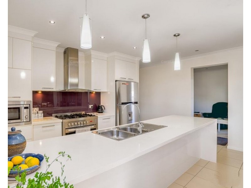 17 MAJESTIC COURT, Burrum Heads QLD 4659