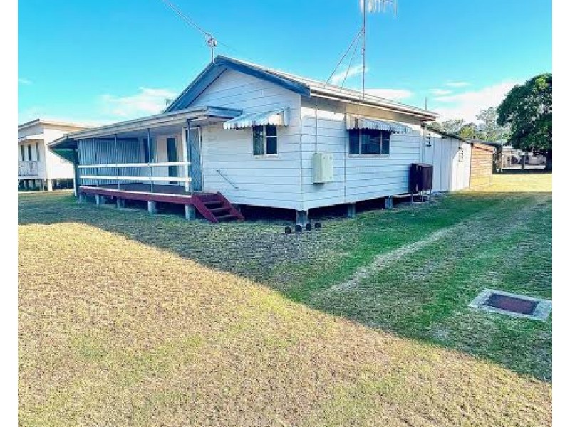 93 BURRUM STREET, Burrum Heads QLD 4659