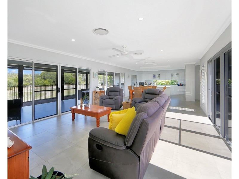 46 Honey Myrtle Close, Burrum Heads QLD 4659