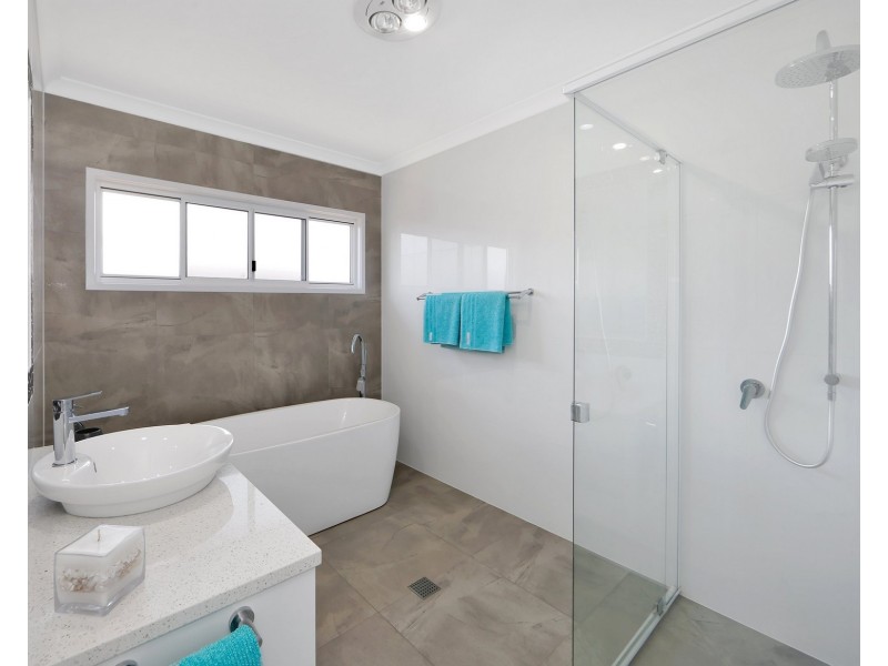 46 Honey Myrtle Close, Burrum Heads QLD 4659