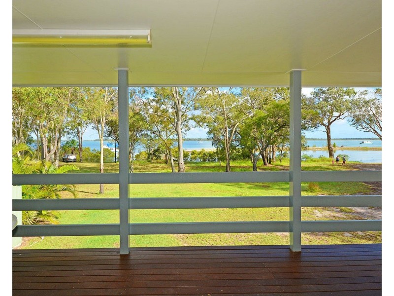 100 RIVERVIEW DRIVE, Burrum Heads QLD 4659