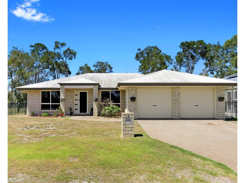 19 SIRENIA DRIVE, Burrum Heads QLD 4659