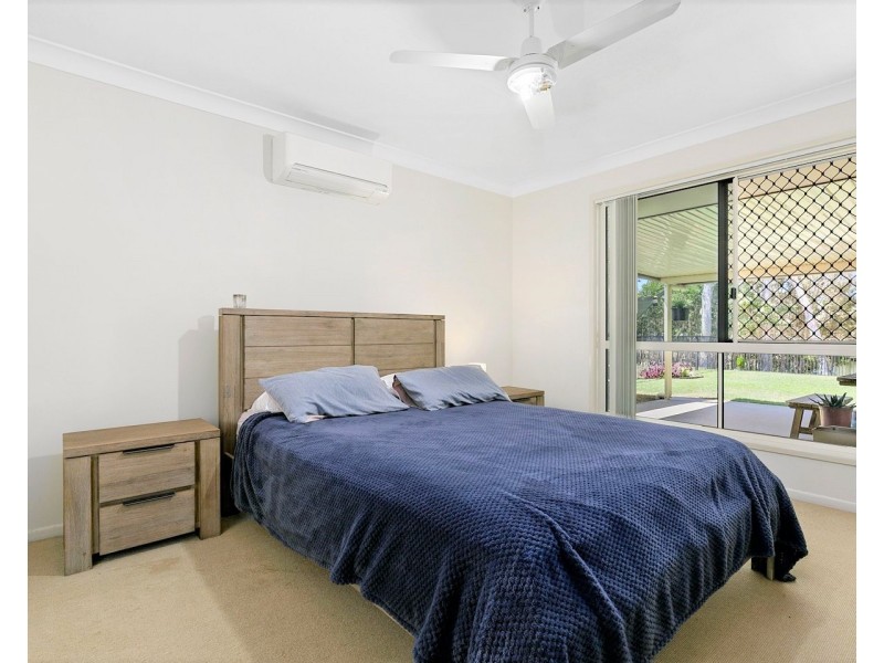 19 SIRENIA DRIVE, Burrum Heads QLD 4659