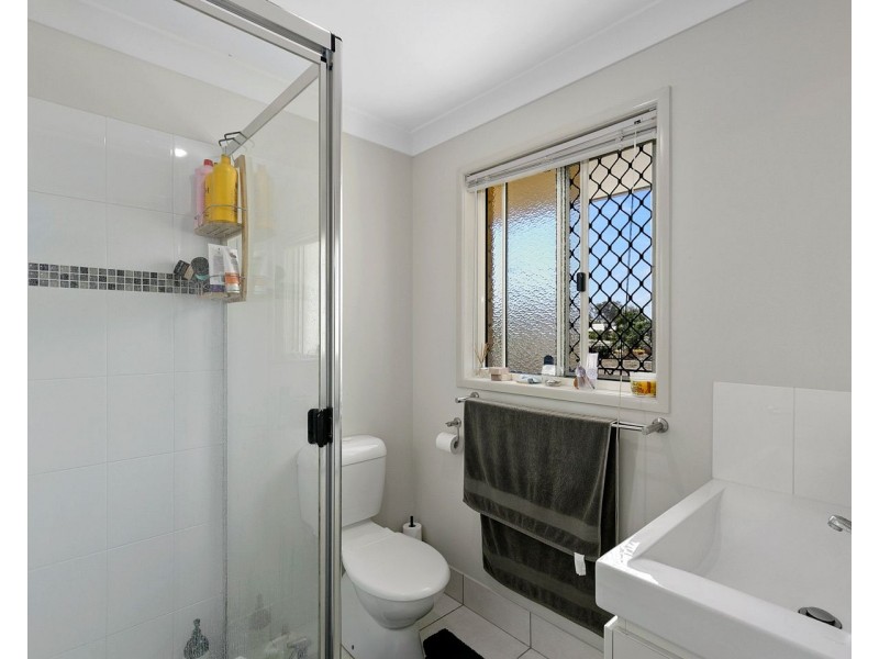 19 SIRENIA DRIVE, Burrum Heads QLD 4659