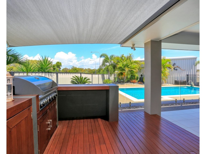 1 NOEME STREET, Burrum Heads QLD 4659