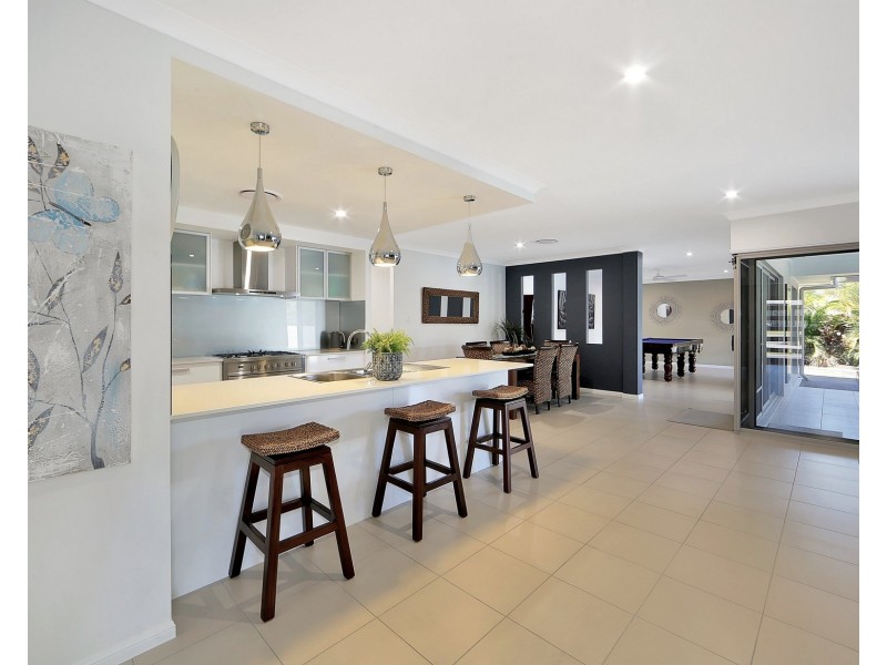 1 NOEME STREET, Burrum Heads QLD 4659