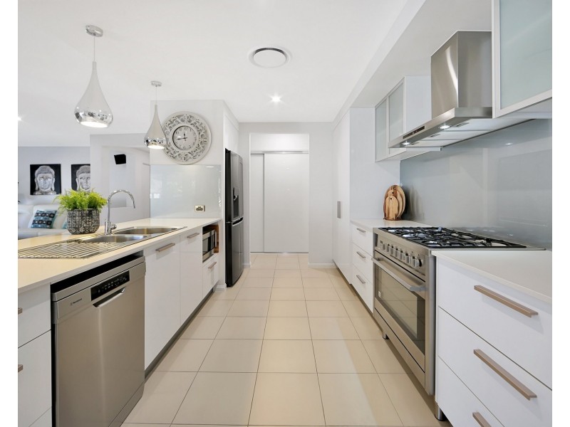 1 NOEME STREET, Burrum Heads QLD 4659