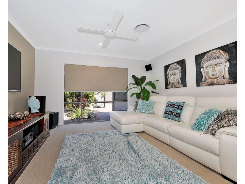 1 NOEME STREET, Burrum Heads QLD 4659