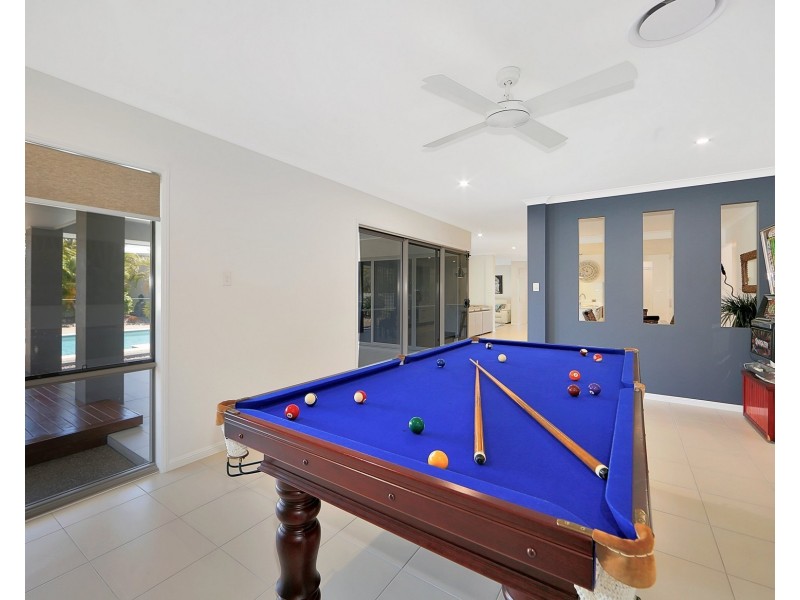 1 NOEME STREET, Burrum Heads QLD 4659